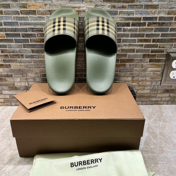 BURBERRY Furley Vintage Check Slide Sandals - Picture 1 of 17